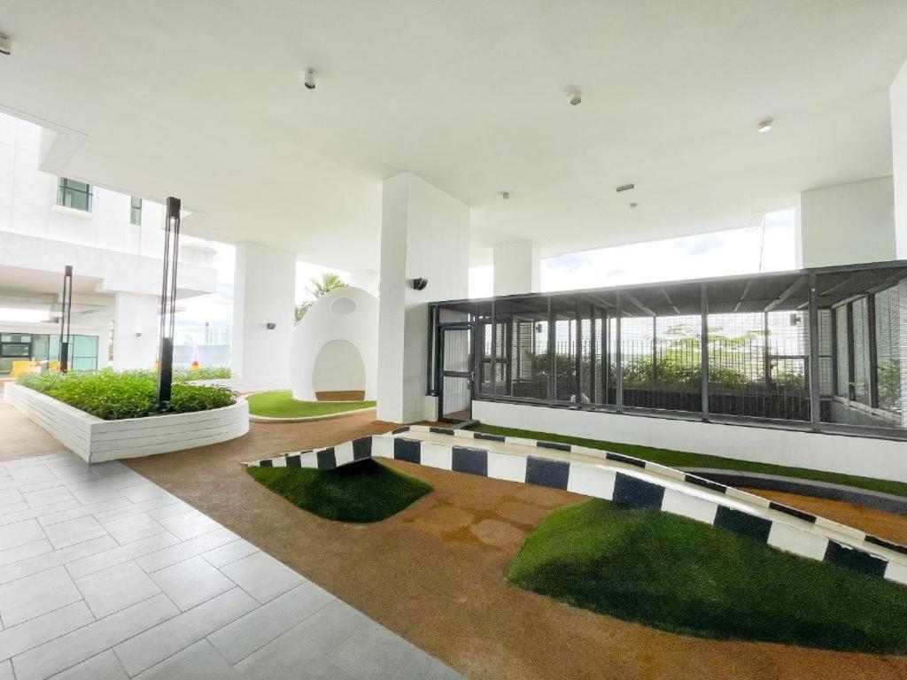 【southkey】happyhome 1br 4pax Near Midvalley Apartemen
